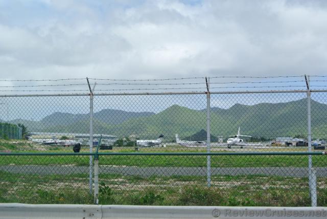 Airplanes at Princess Juliana International Airport seen from Maho.jpg
