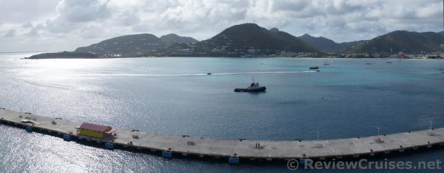 Panoramic view of St Martin Great Bay & Philipsburg.jpg