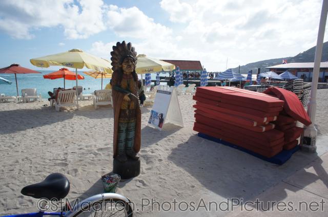 Native American statue at Philipsburg St Maarten beach.jpg