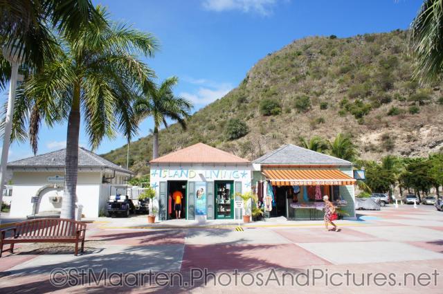 Island Living shop in St Maarten.jpg
