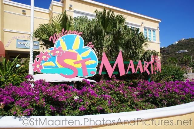 Welcome to St Maarten sign.jpg