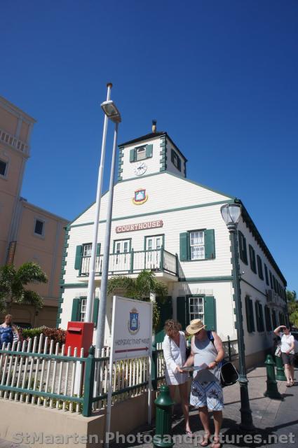 Philipsburg St Maarten Courthouse.jpg