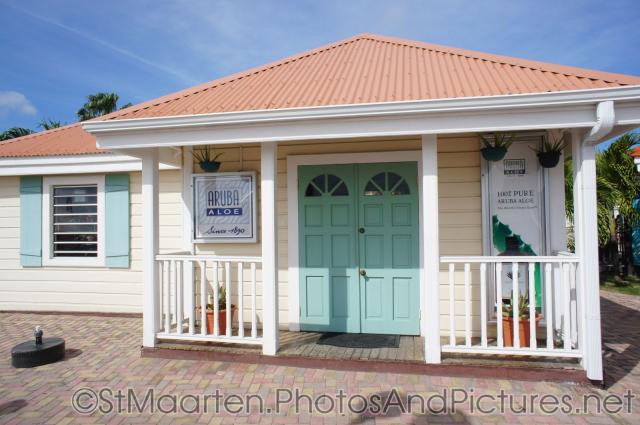 Aruba Aloe in St Maarten Philipsburg downtown.jpg